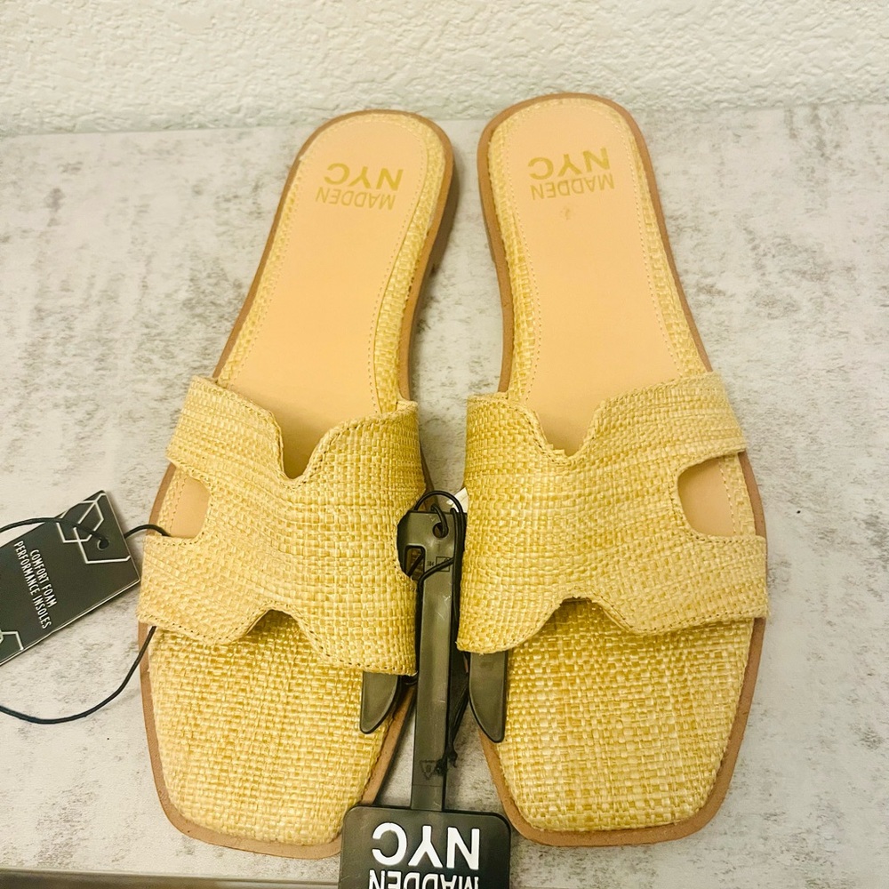 Steve Madden Mustard Women's Slide Sandals